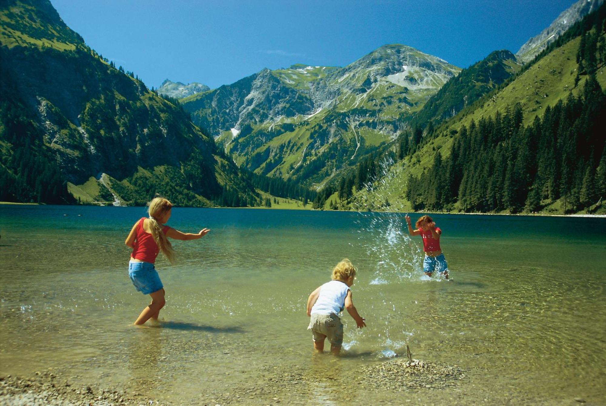 Landhaus Alpensonne Schattwald Bagian luar foto